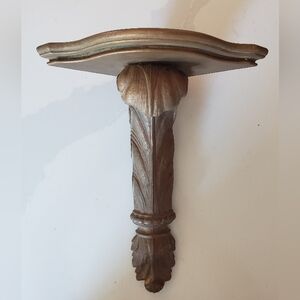 Vintage Syroco Wood Corner Display Shelf, Hard To Come By, Wood Composite